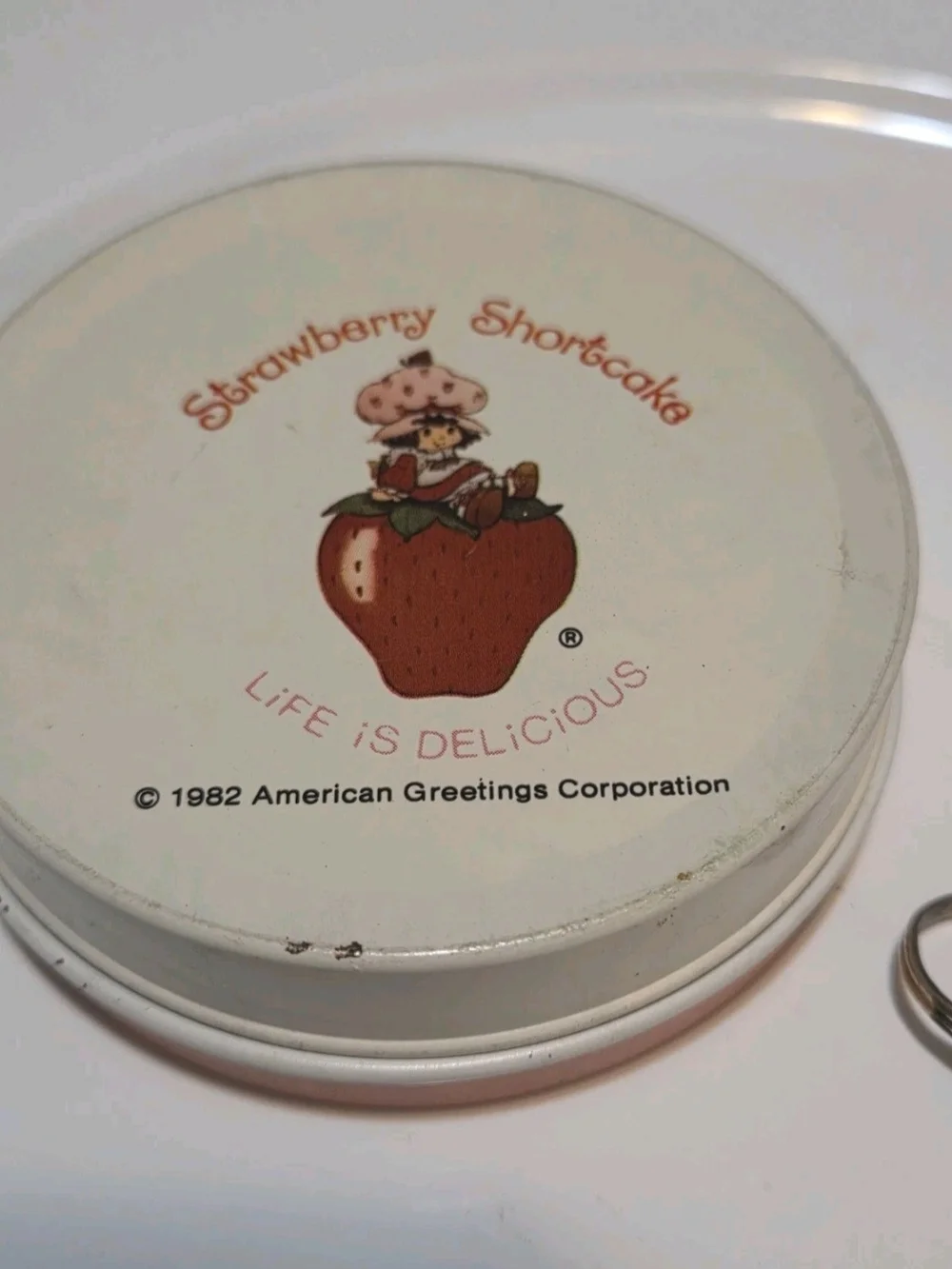 Vintsge Strawberry Shortcake Pink Tin Jewelry Set - Bracelet, Earrings & Ring